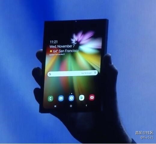 三星Galaxy F折叠屏手机渲染图：像两台Note9？？