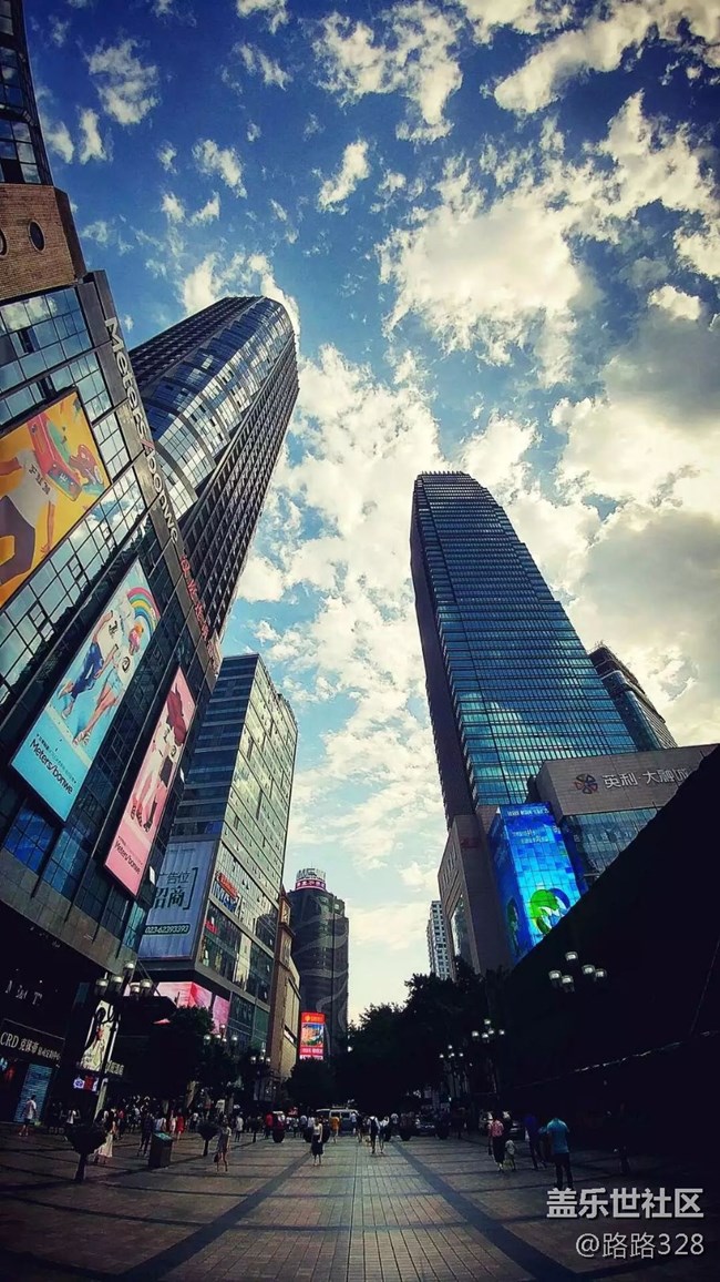 请问有多少NOTE9机友入了S10? 请问有多少NOTE9机友入了S10?