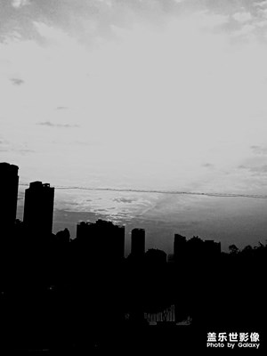 清晨城市剪影