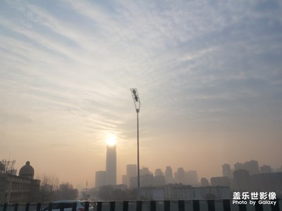 楼顶的“宝珠”……