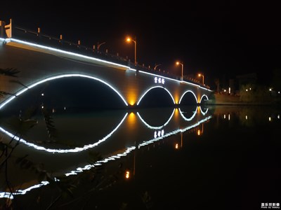 【爱上一座城】+池城夜景