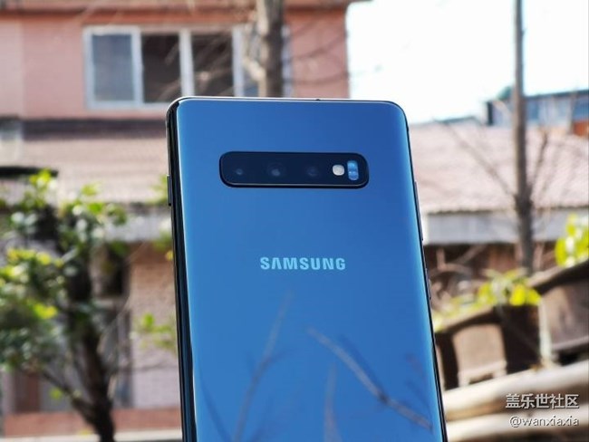十全九美－－三星S10+陶瓷黑开箱体验