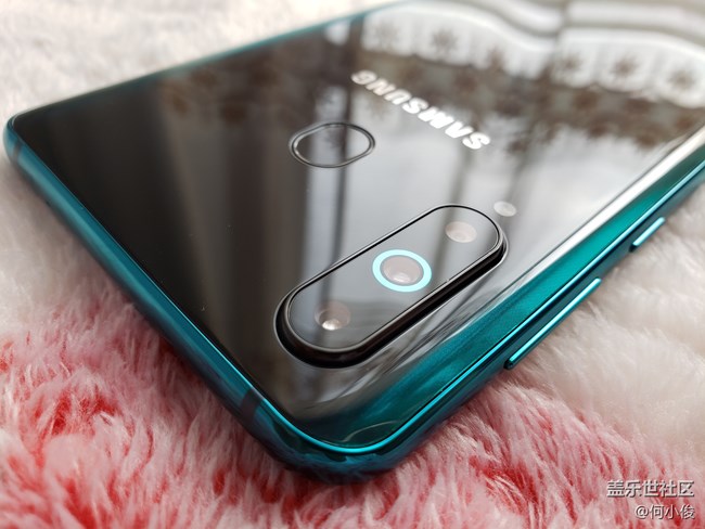 【测评】一份迟到的测评Galaxy A8s-part1-开箱+特色