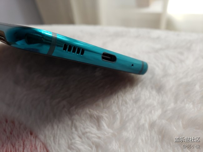 【测评】一份迟到的测评Galaxy A8s-part1-开箱+特色