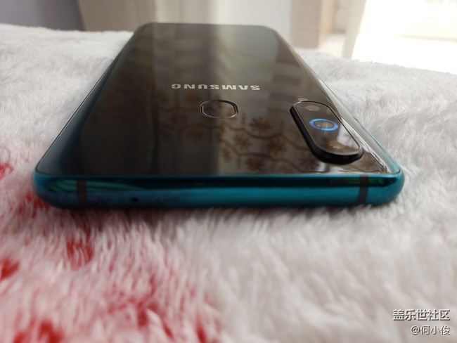 【测评】一份迟到的测评Galaxy A8s-part1-开箱+特色