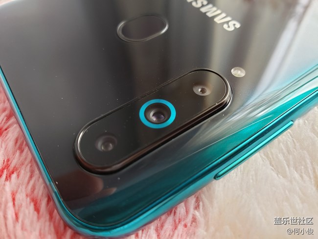 【测评】一份迟到的测评Galaxy A8s-part1-开箱+特色