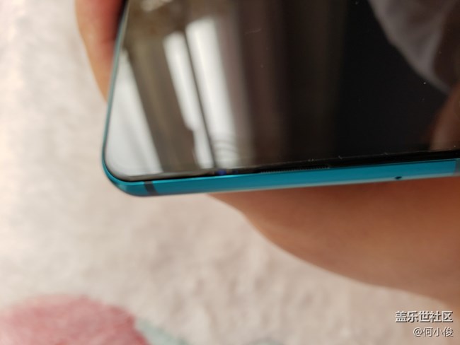 【测评】一份迟到的测评Galaxy A8s-part1-开箱+特色