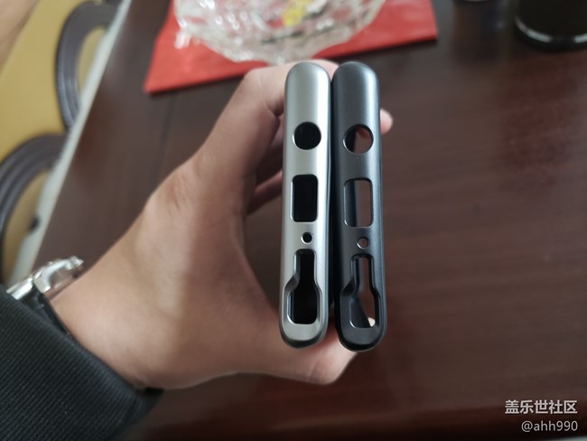 Note9官方行李箱手机壳和官方插卡式真皮套成闲置了