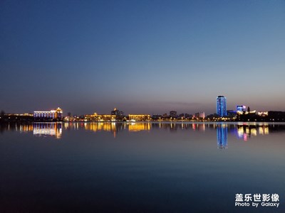 三星s10+的夜景真厉害