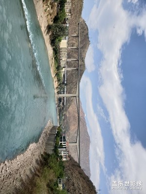 【阳光的味道】+阳光下的春