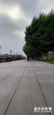 【阳光的味道】+晴空万里的珠江边