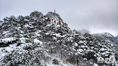 黄山观雪景之二