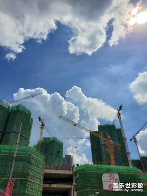 【美丽家园】+ 烈日当空照