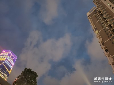 夜间模式拍傍晚天空