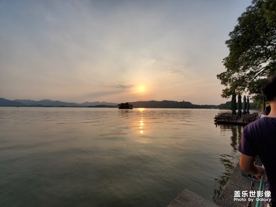 西湖夕阳