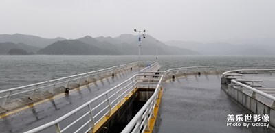 【最夏天】+台风中的雨景