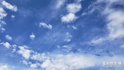 有个小无人机