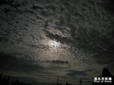 强大的s10夜景