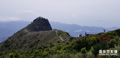 登顶七娘山