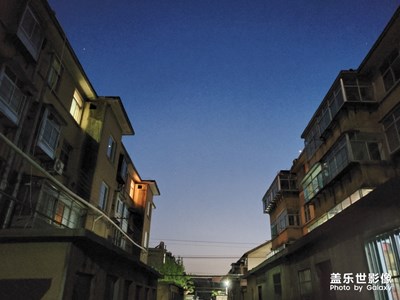 小房夜色