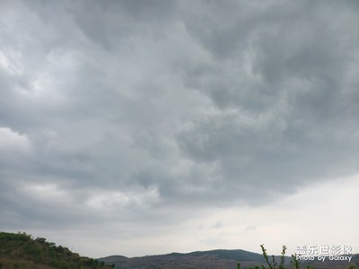 暴雨来临前