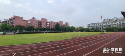 清晨校园