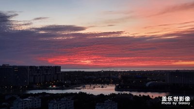 海南夏天的正确打开模式。