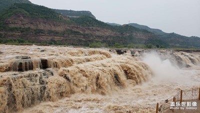 陕西宜川壶口瀑布