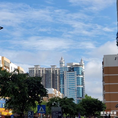 海边的城市风光