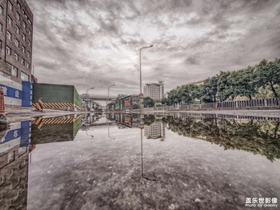 今儿北京说好的暴雨呢？