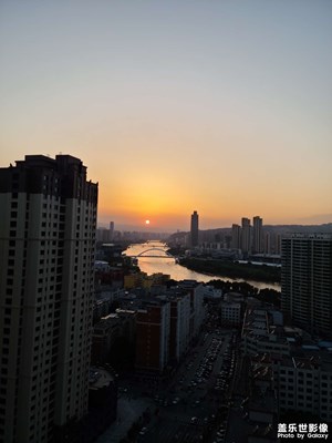 夕辉