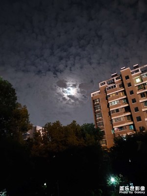 夜晚的天空