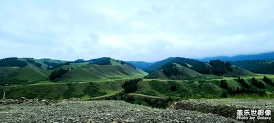 新疆的山里