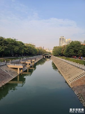 打你放慢脚步，才能发现身边的美景
