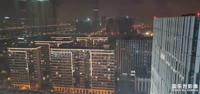 夜上海的灯火辉煌～