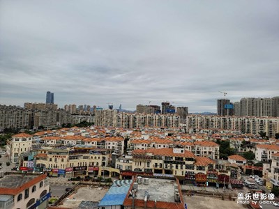 又是个大阴天