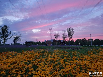 夏天的落日和晚霞
