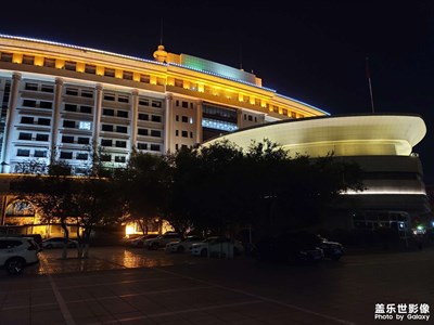 今日照片   乌鲁木齐市政府