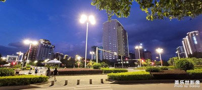 美丽大龙岩
