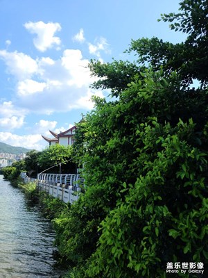 路  河流