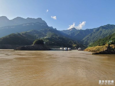 西陵峡江