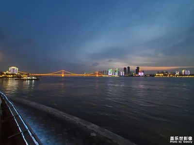曾经的夜色