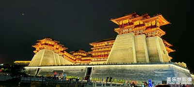 夜幕下的应天门