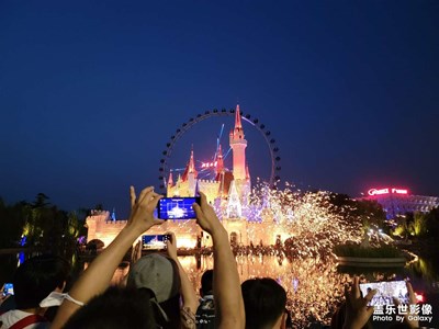 【夜景随拍】捕捉精彩瞬间