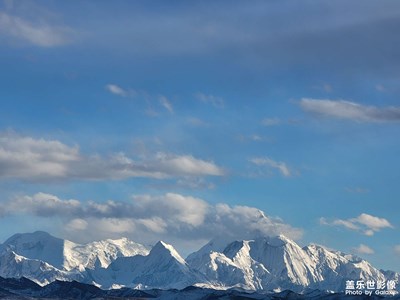 贡嘎雪山观景台看贡嘎雪山群