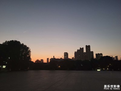 晚霞