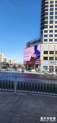 路上拍几张照片