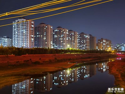 小城夜景