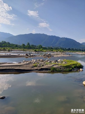 【乡城美景】水边行