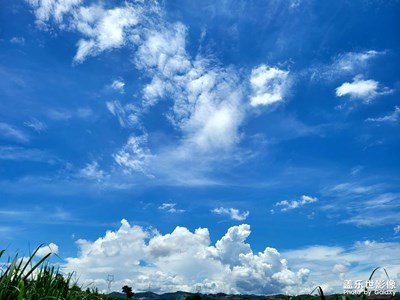 云南夏日的天空